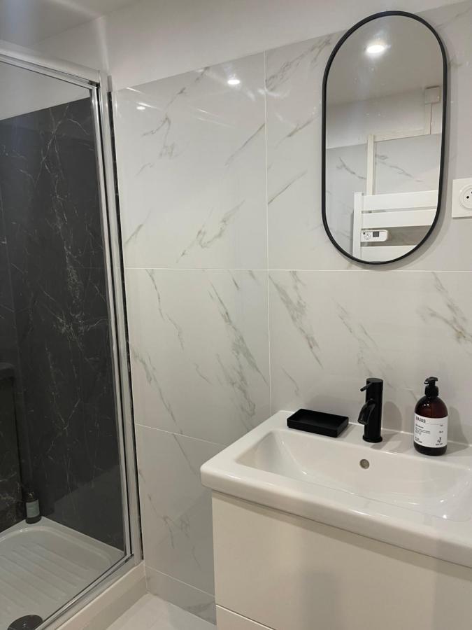 Suite Havane Лион Екстериор снимка